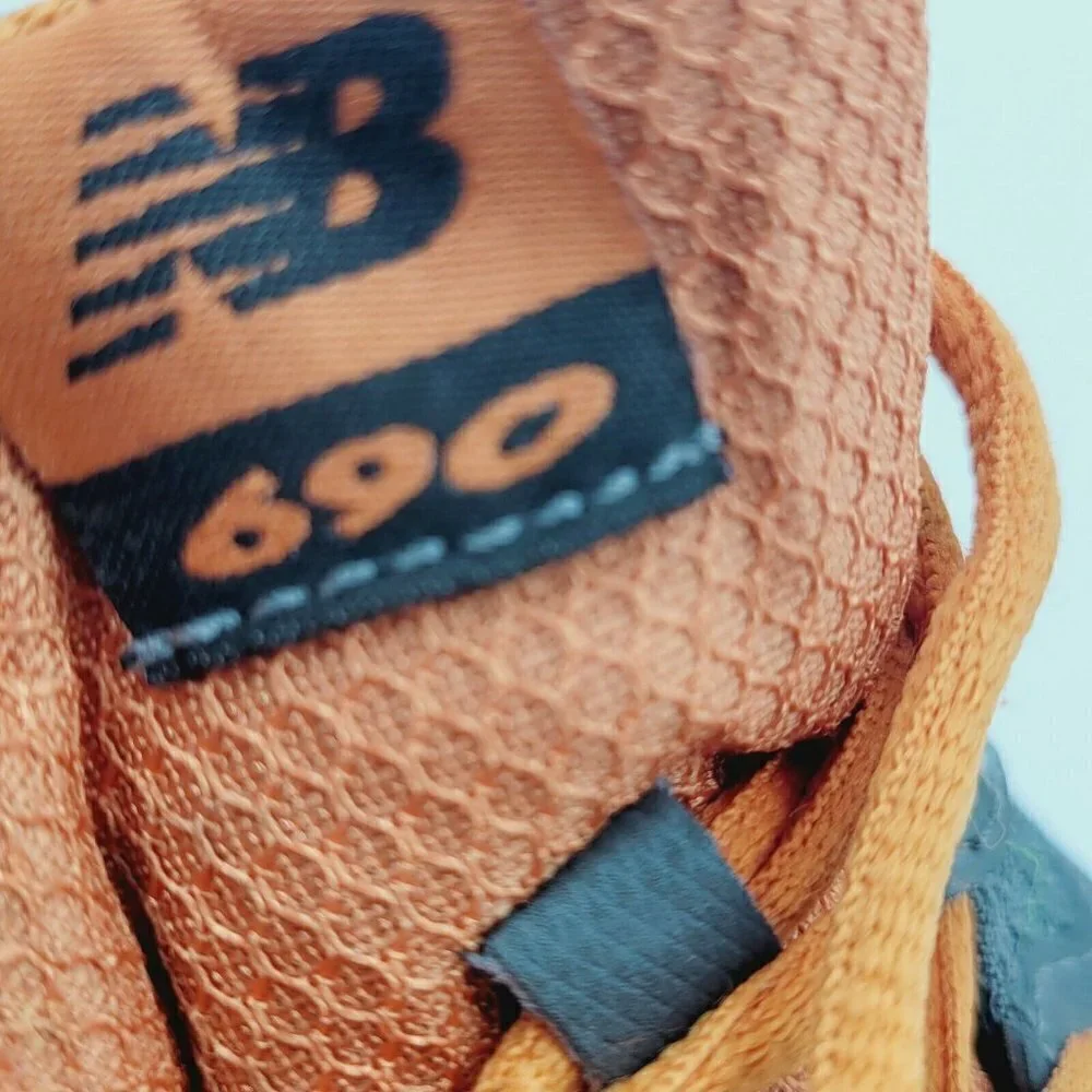 New Balance 690 Orange and Gray Men's Running Shoe Sneaker Size 6.5M